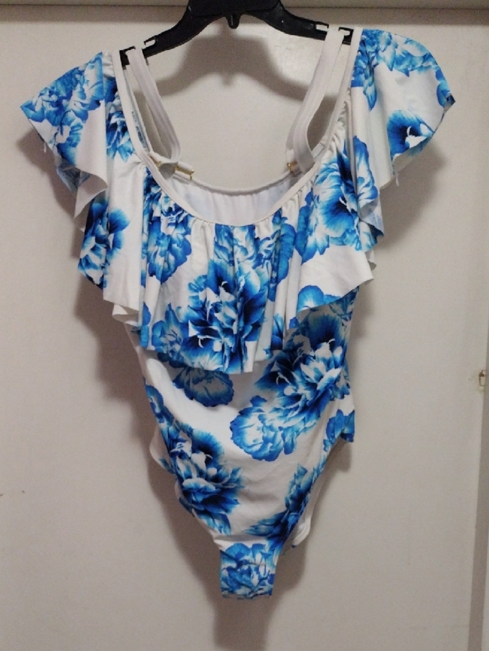 Swimsuits For All White and Blue Floral One-Piece Swimwear 18 D/DD